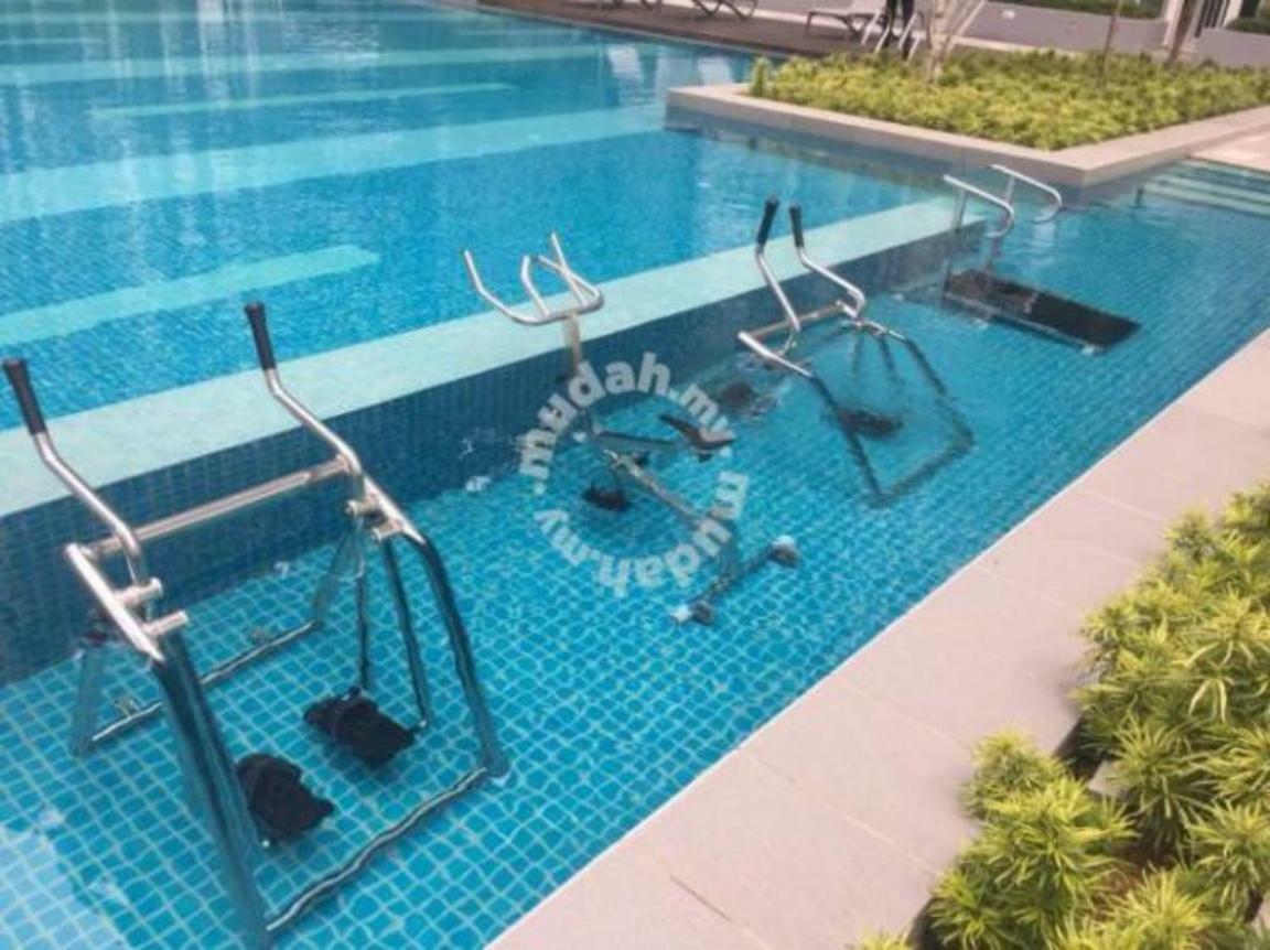 Az Homestay @ Southville City Bangi Extérieur photo