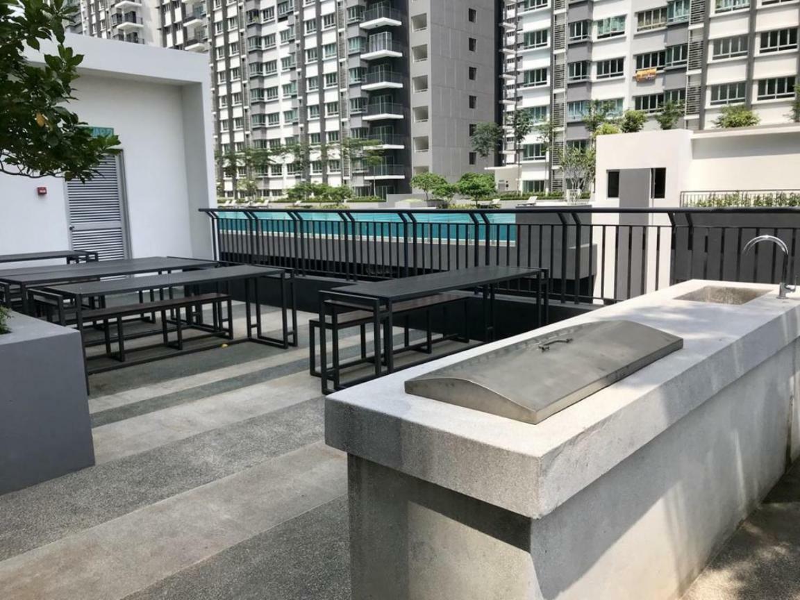 Az Homestay @ Southville City Bangi Extérieur photo